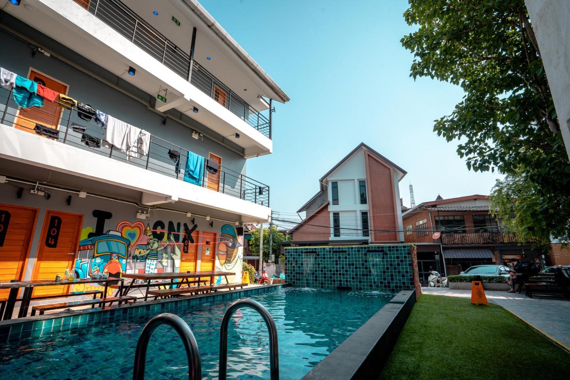 Mad Monkey Chiang Mai Exterior foto